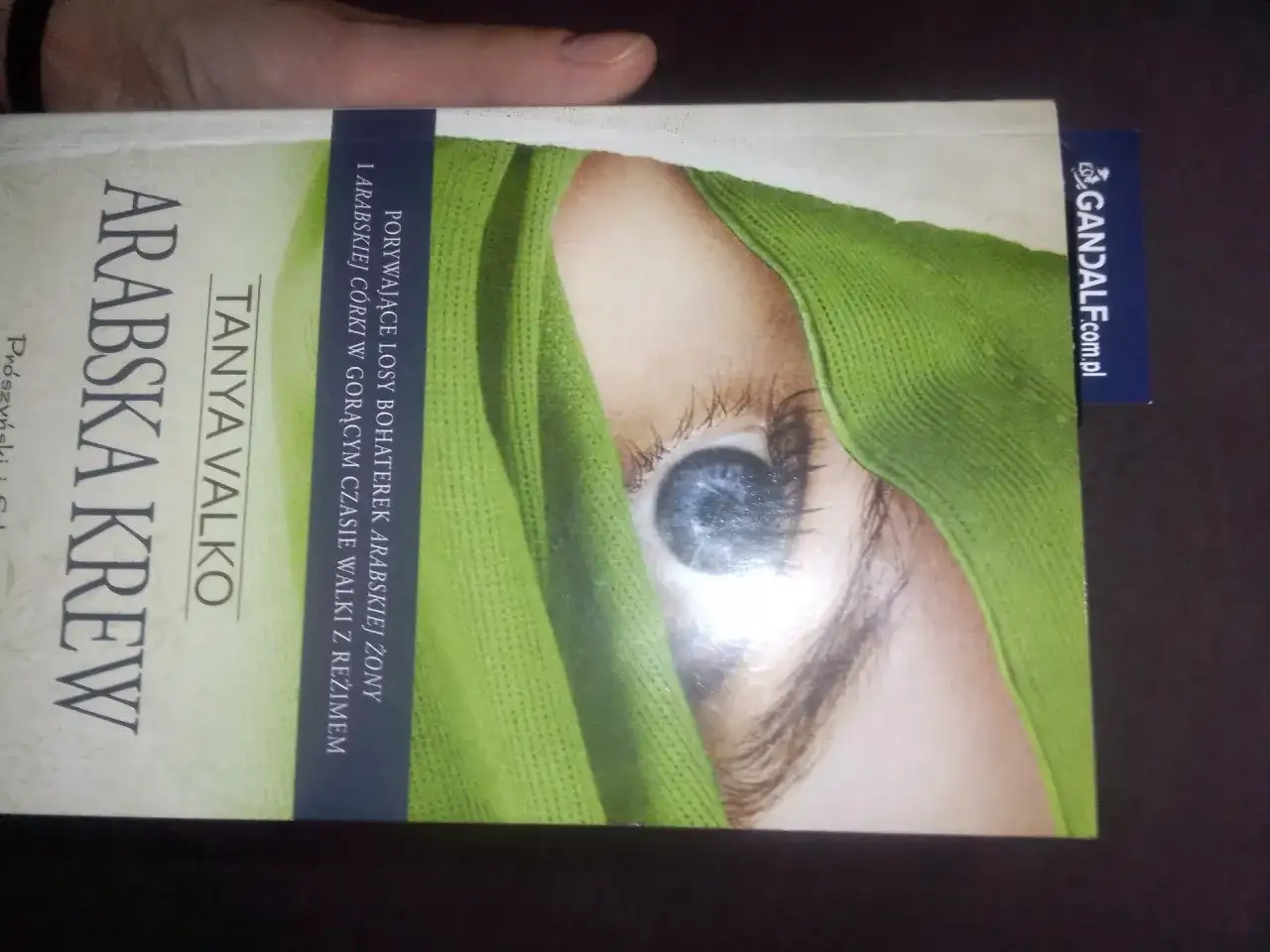 Arabska Krew" Tanyi Valko. Porywające losy bohaterek arabskiej sagi, które warto poznać w odpowiedniej kolejności czytania.