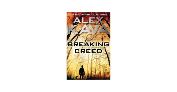 Okładka książki "Breaking Creed" Alexa Kavy: sylwetka mężczyzny z psem w lesie o zachodzie słońca.